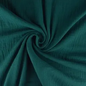 Petrolejová zelená