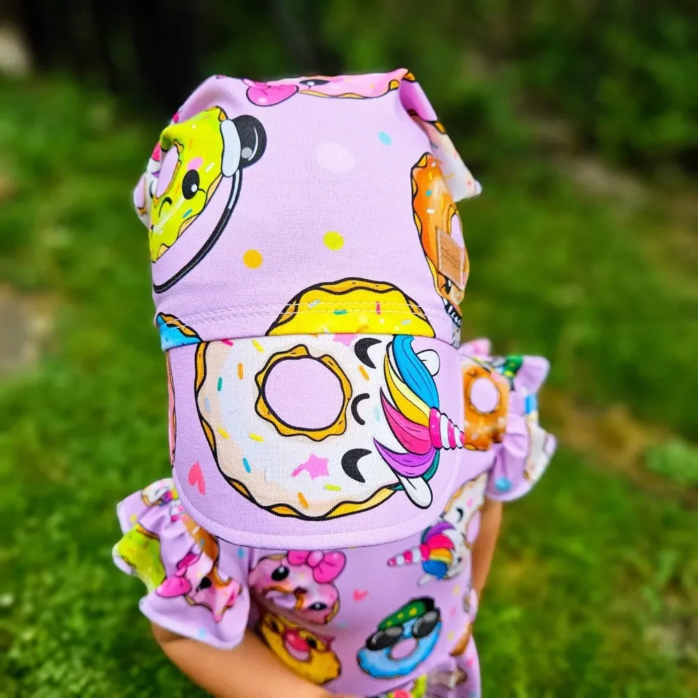 Dětský šátek na hlavu s kšiltem - party donuts