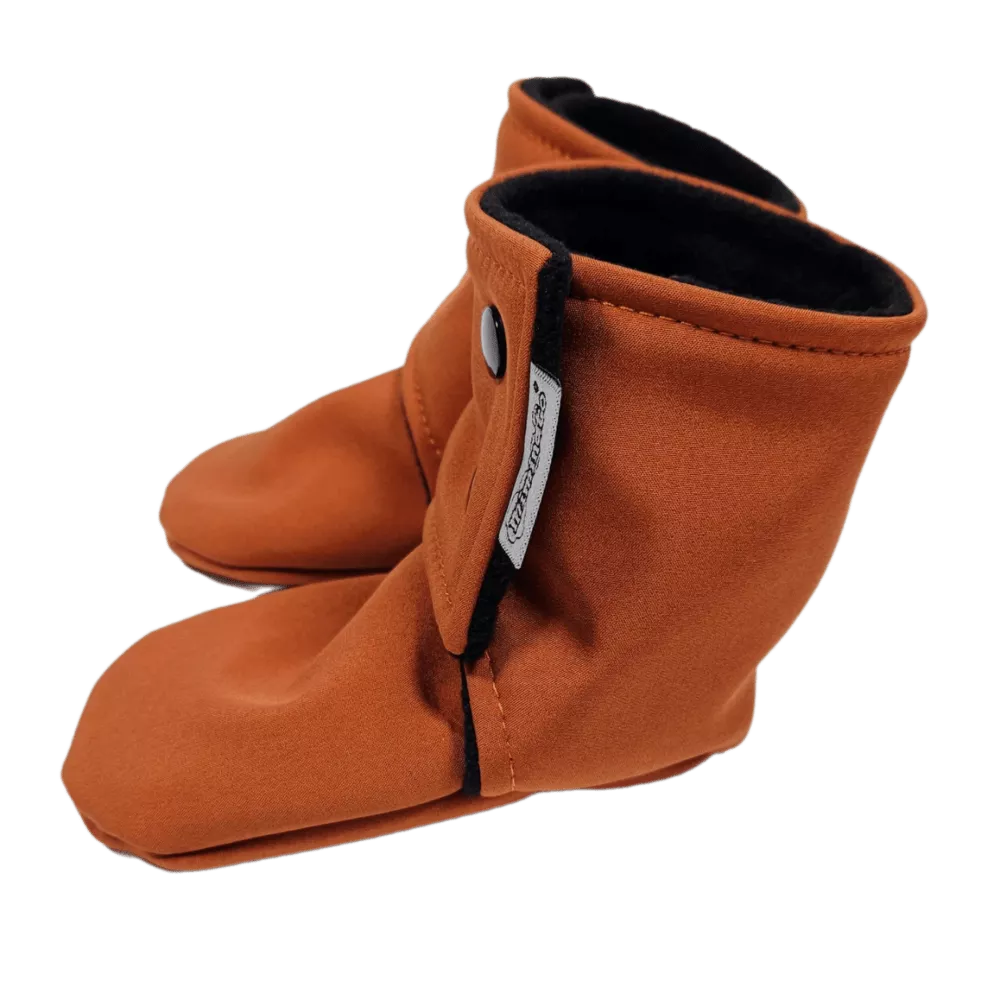 Softshellové capáčky - cihlová