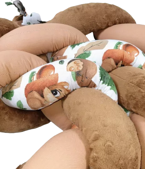 Pletený mantinel do postýlky lesní zvířátka