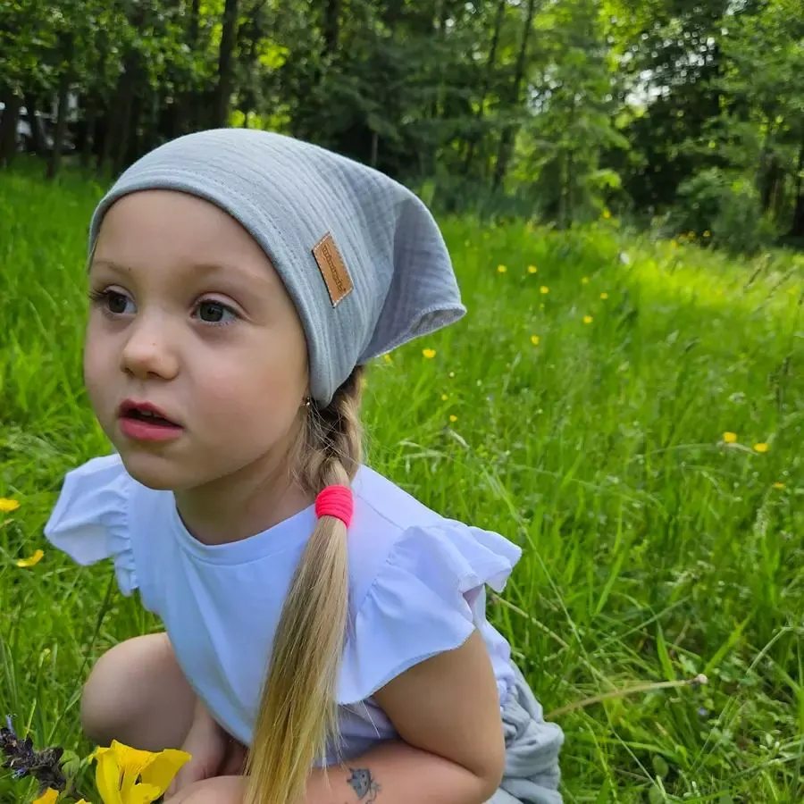 Dětský mušelínový šátek - šedá