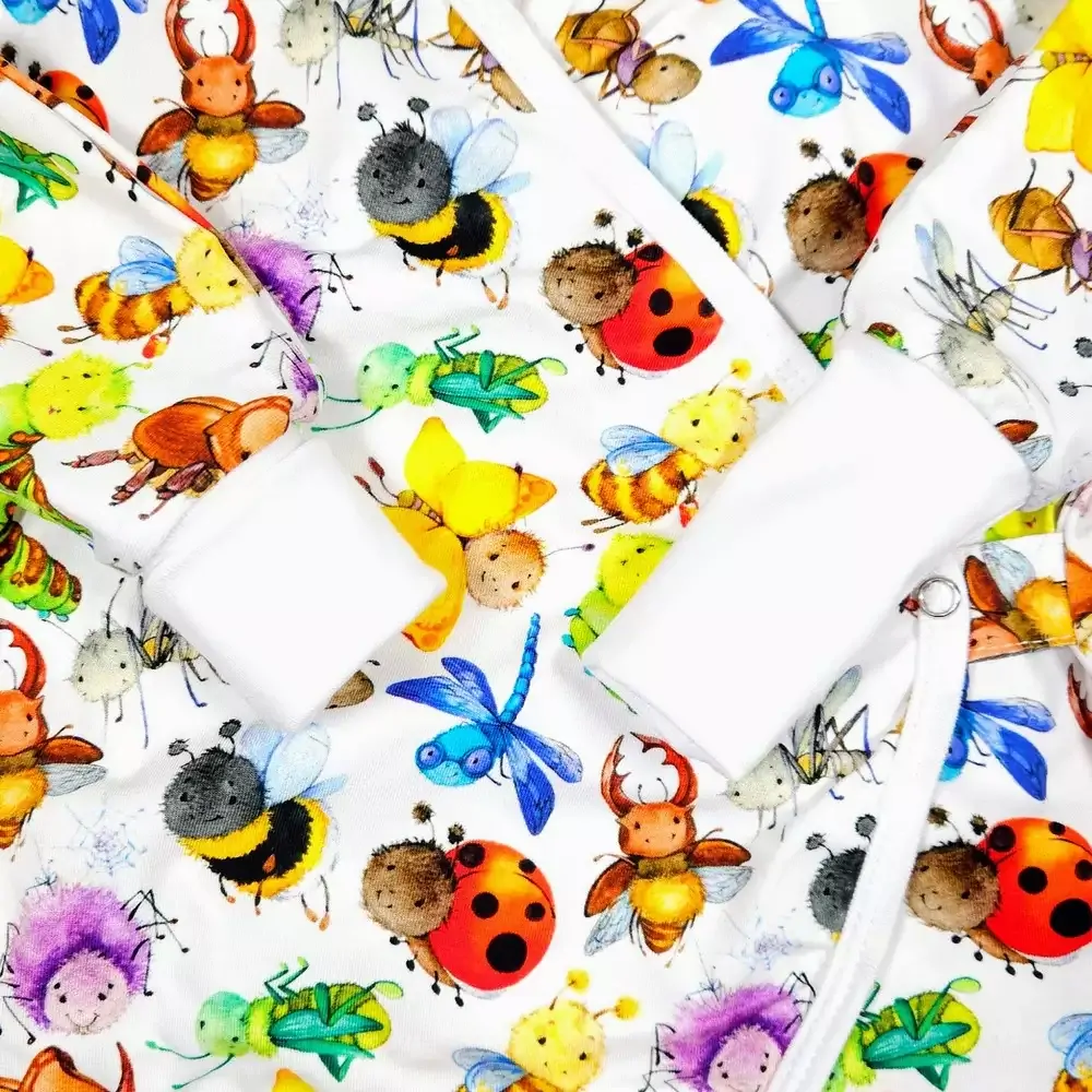 Kojenecký rostoucí overal - broučci