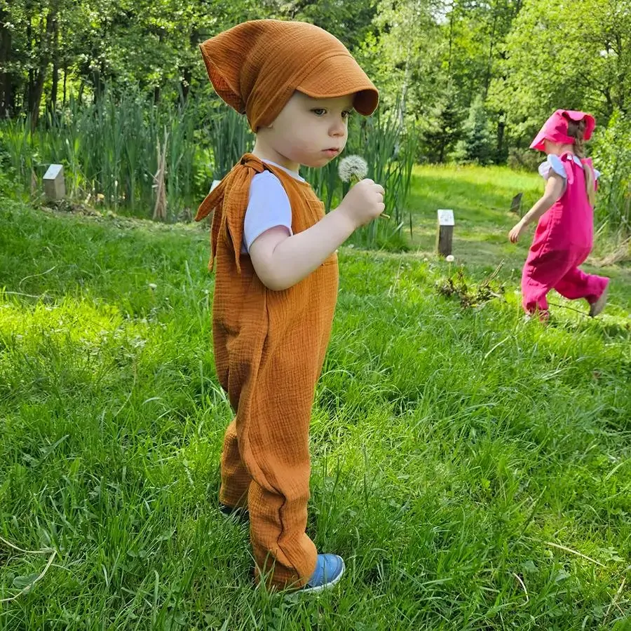 Dětské mušelínové laclové kalhoty - karamelová