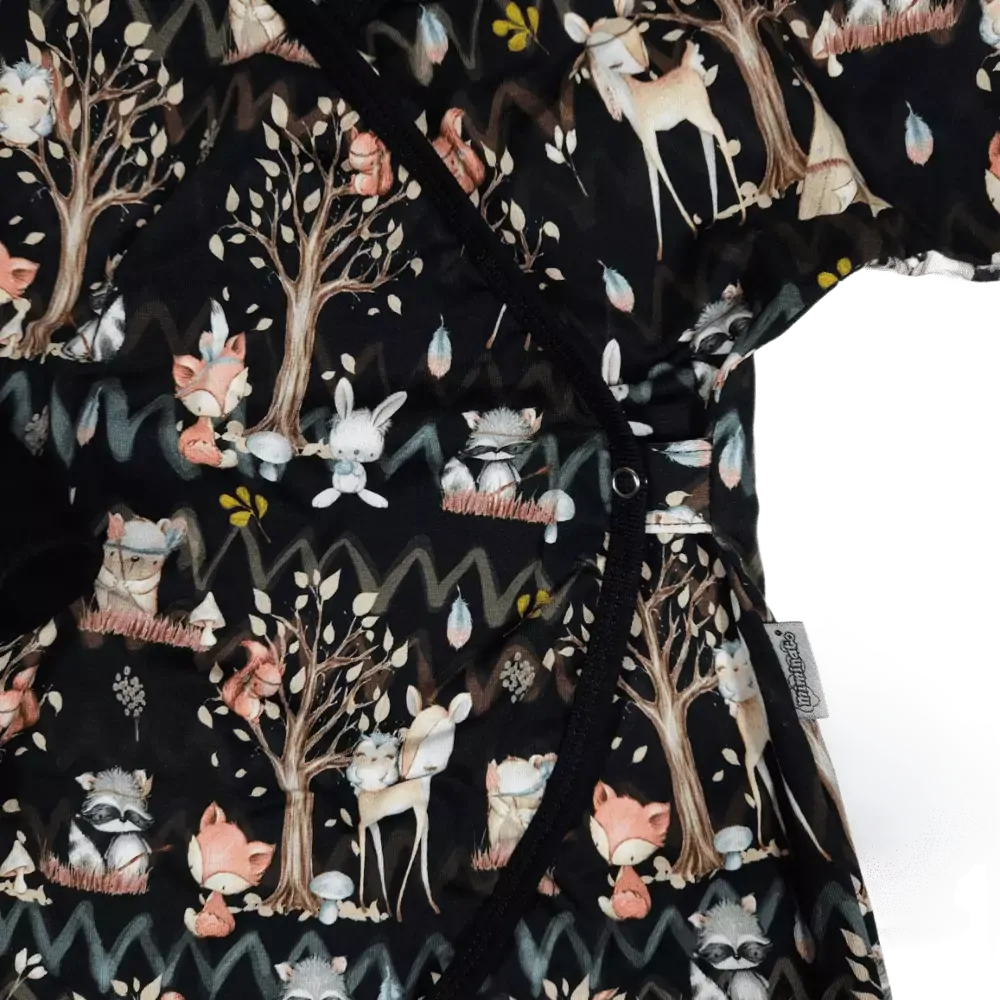 Kojenecký rostoucí overal - lesní zvířátka v týpí