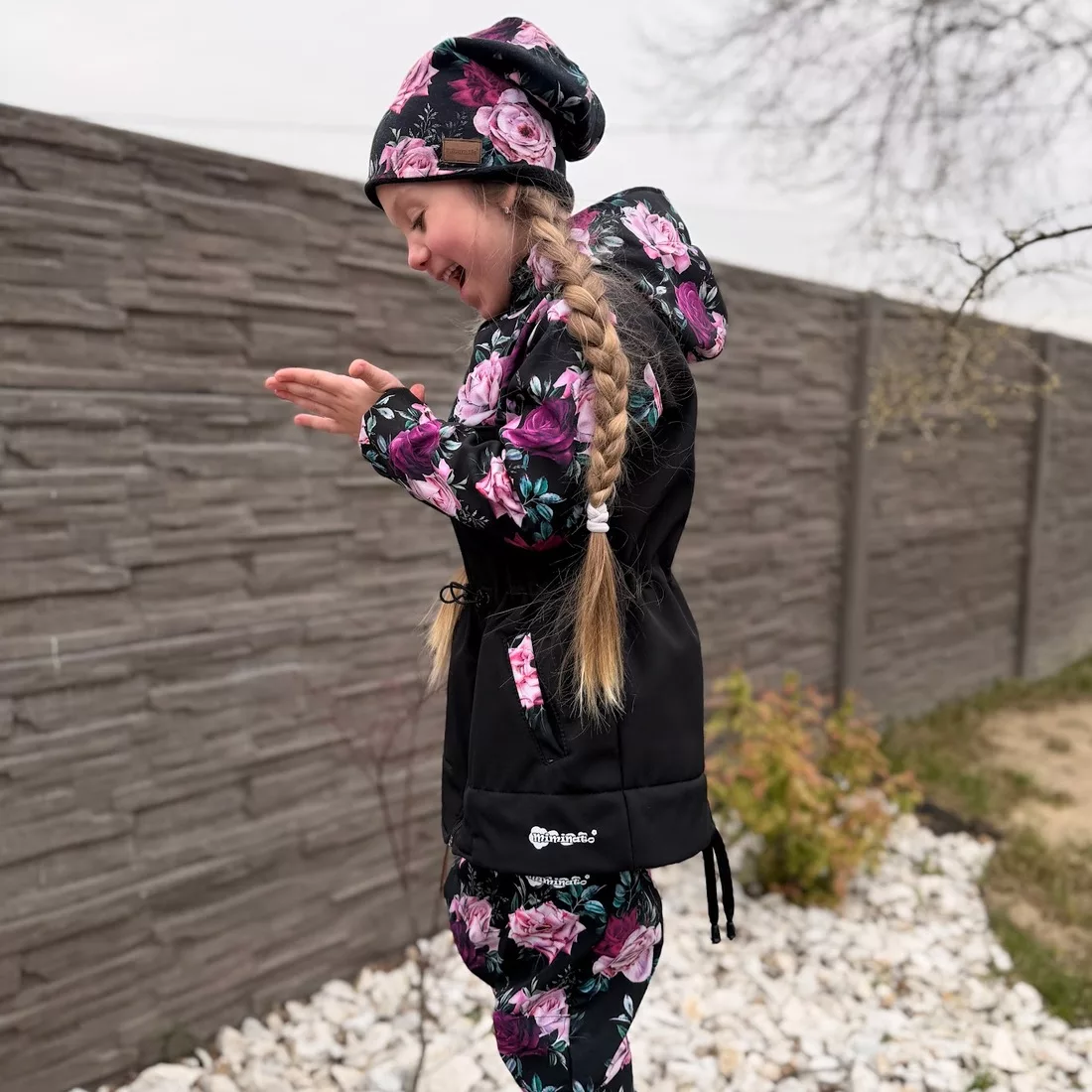 Dětská softshellová parka - Růže černá
