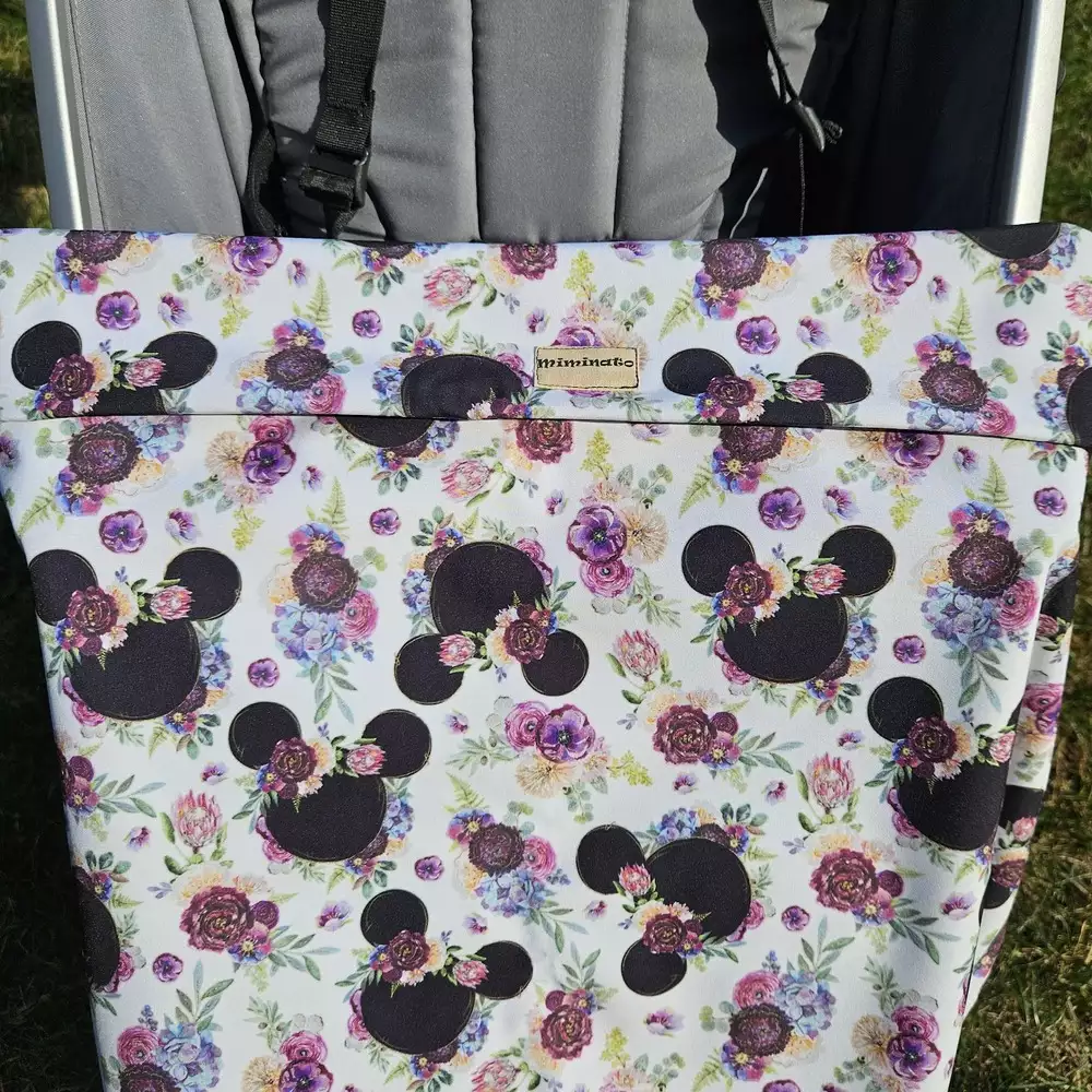 Softshellová nepadací deka do kočárku - Mickey hlavy